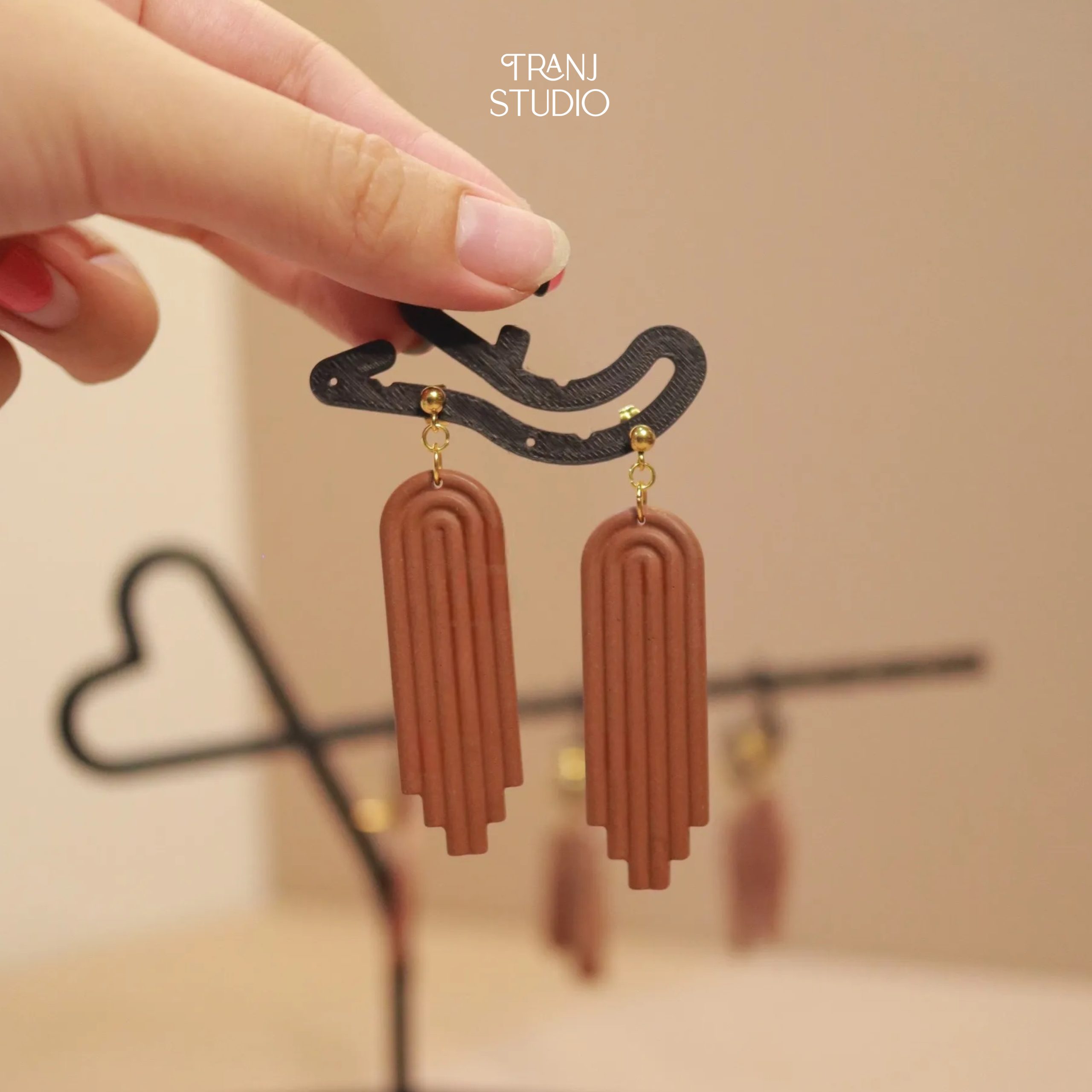 Bông Tai Phụ Kiện - Tròn Vẹn - Hình ảnh 3