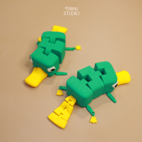 Mô hình trang trí thú mỏ vịt màu xanh the Platypus